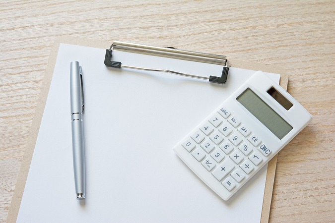 バインダーと電卓